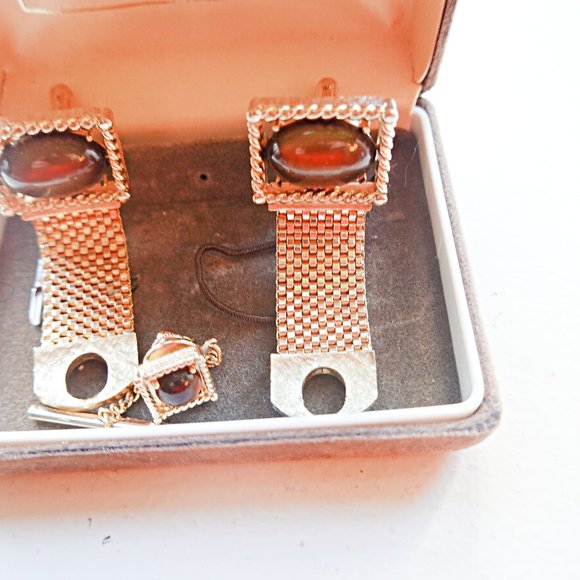 Vintage Cufflinks and Tie Tack - Picture 1 of 3